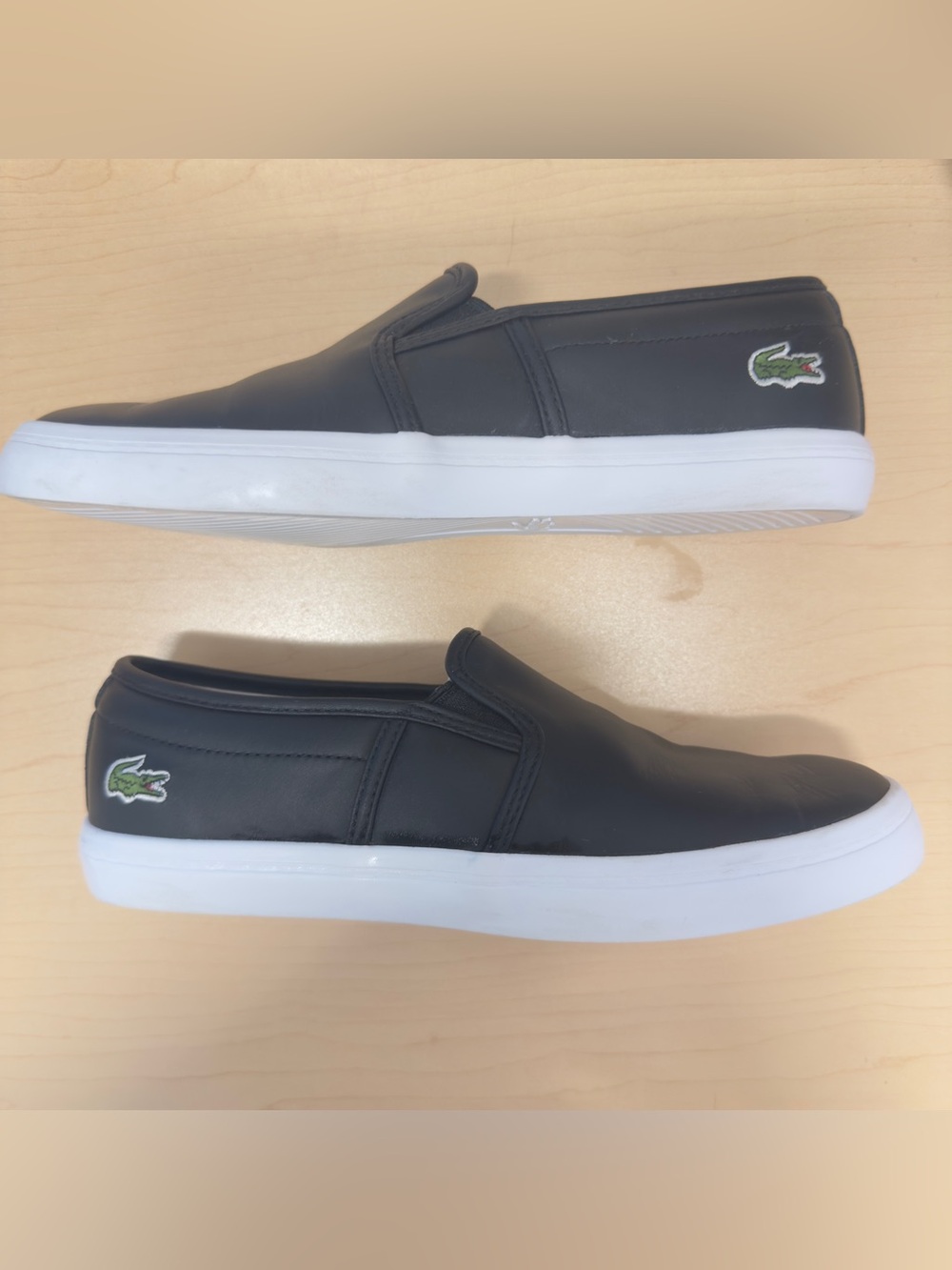 Lacoste Tatalya Black Slip-On Sneakers with with Green Croc Accent Size 6.5